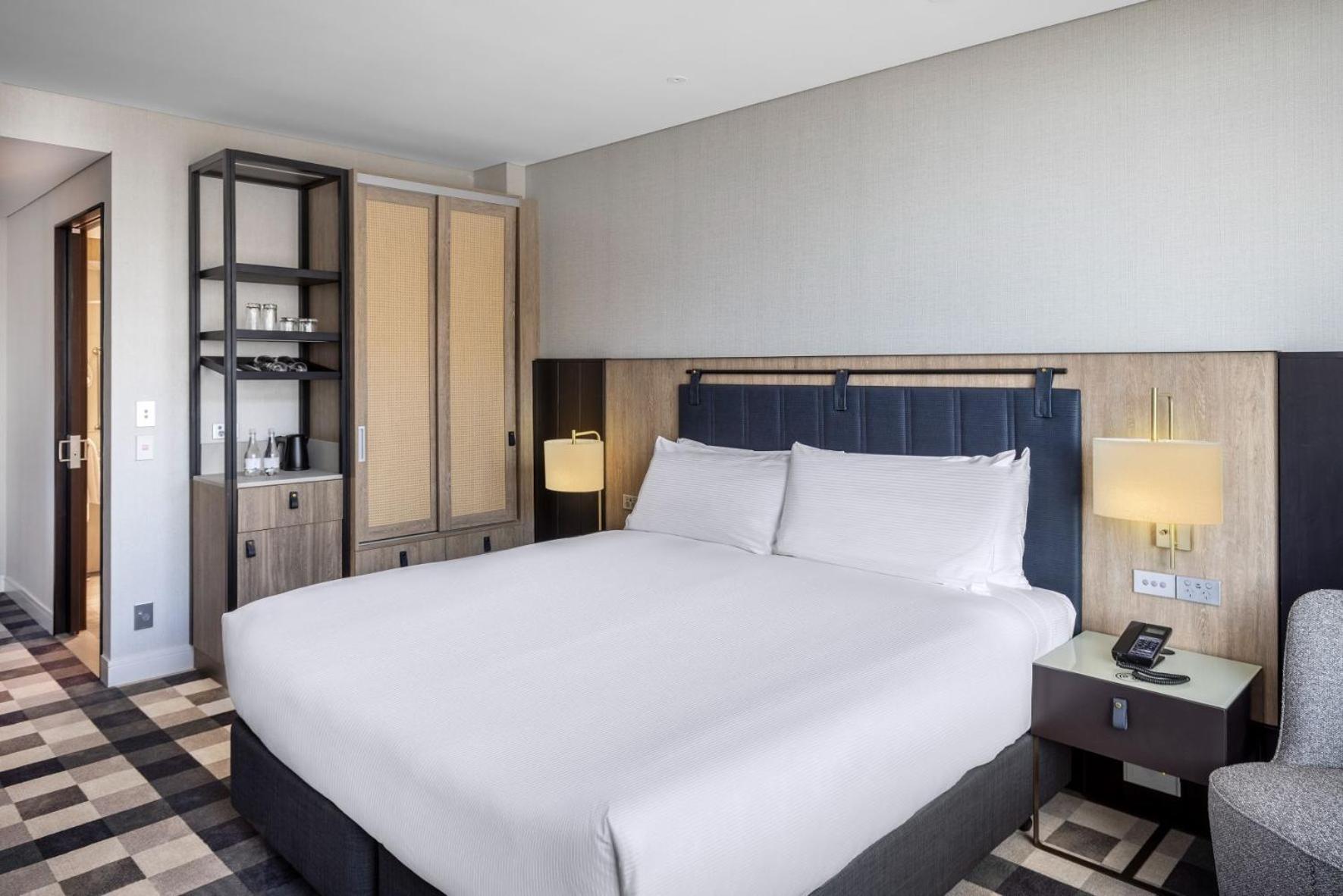 מלון Doubletree By Hilton Auckland Karaka מראה חיצוני תמונה