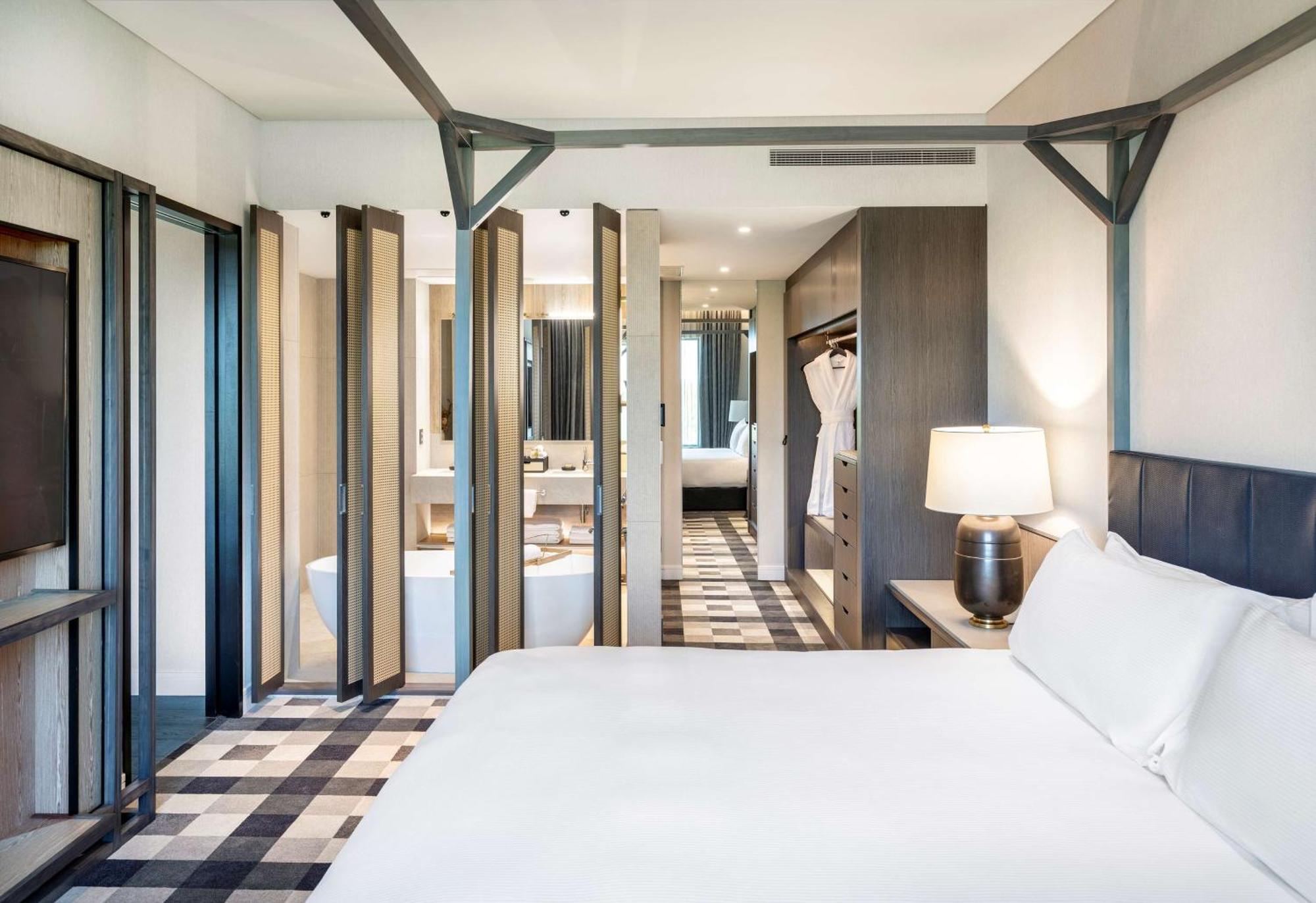 מלון Doubletree By Hilton Auckland Karaka מראה חיצוני תמונה