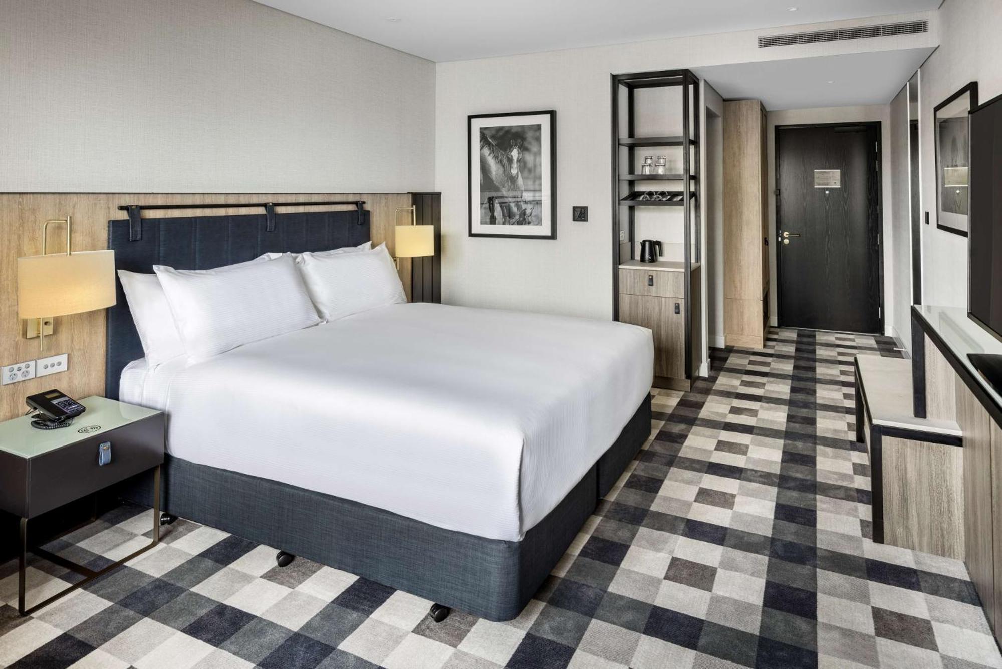 מלון Doubletree By Hilton Auckland Karaka מראה חיצוני תמונה